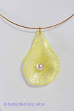 Magic Drops: Yellow with Glass Pearl