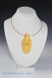 Magic Shell: Gold with Glass Pearl