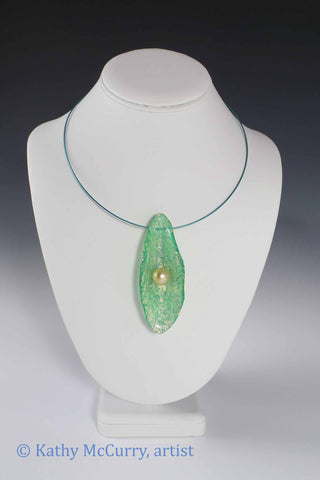 Magic Shell: Minty Green with Glass Pearl